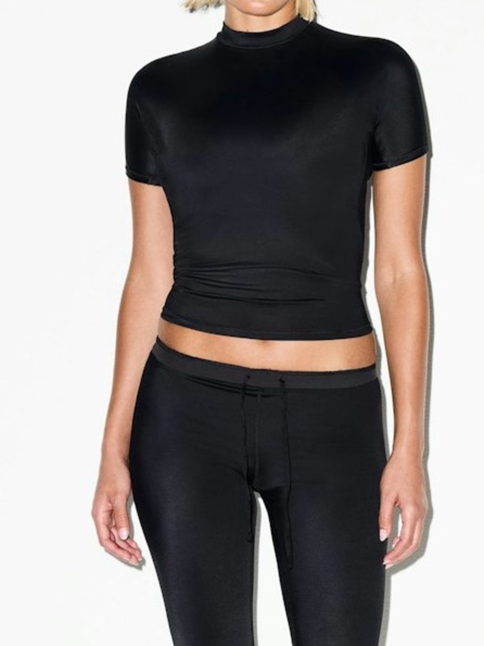 Nike x SKIMS Shine Mock Neck Short Sleeve Top Obsidian Medium NWT Sold Out